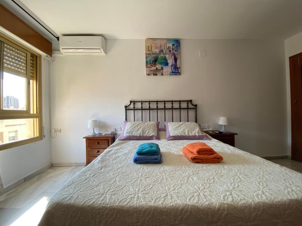 Malaga Centro Habitaciones Privada En Apartamento Compartidos Exteriör bild